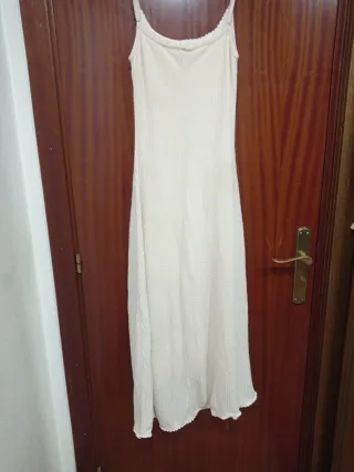 Vestido beige midi tirantes