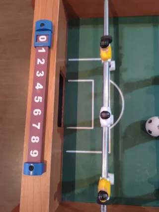 Futbolín de madera de sobremesa