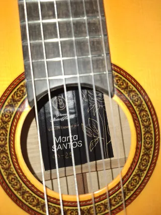 Guitarra Española Alvarez y Bernal Ed. Limitada