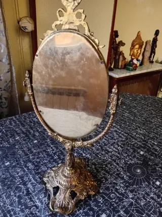 Espejo de tocador antiguo dorado