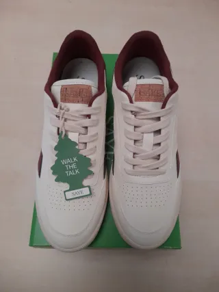 Zapatillas Saye Blancas y Rojas Nuevas