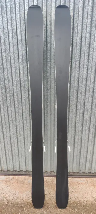 Esquís Salomon QST 85