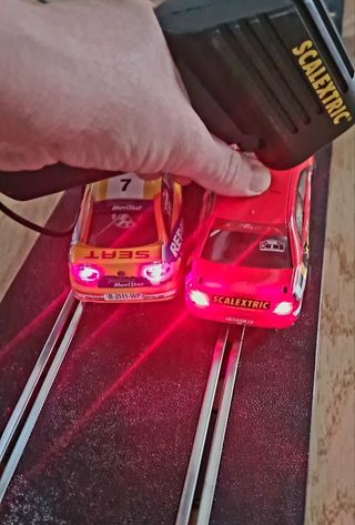 Scalextric X-Treme Rally + Circuito y pistas extra