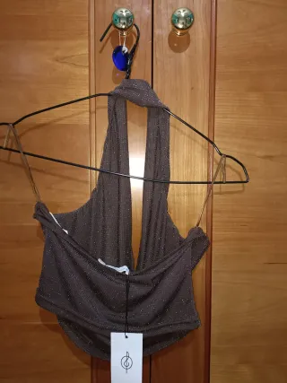 Top fiesta marrón con brillos