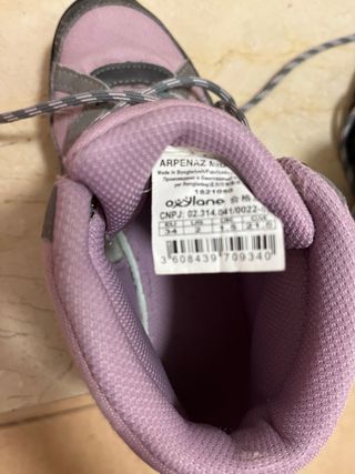 Botas de montaña niña t. 34