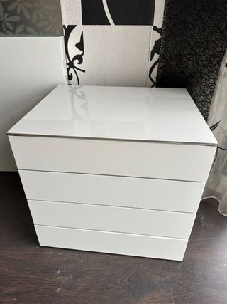 Cajonera blanca moderna