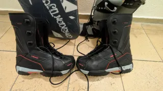 Tavola e scarponi da snowboard T43