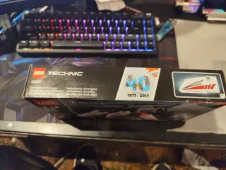 Lego Technic Ultralight Helicopter 42057