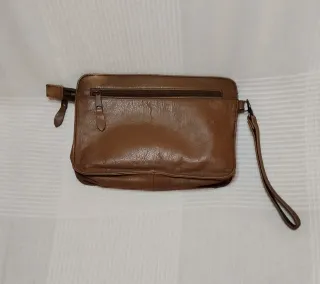Pochette in pelle da uomo
