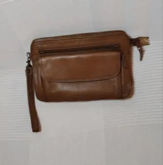 Pochette in pelle da uomo