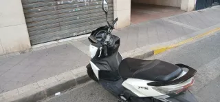 Negociable Ciclomotor SYM Jet 14