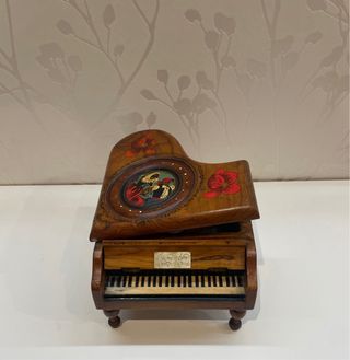 Piano Musical Reuge Bolero Mallorquín Vintage