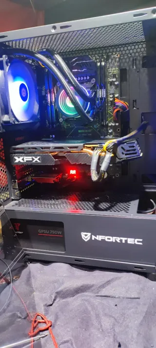 PC Gaming XFX Negro/Multicolor