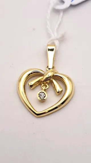 Colgante Corazón Oro 18k con circonita