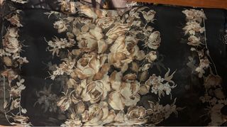 Pañuelo foulard bufanda floral negro y marrón