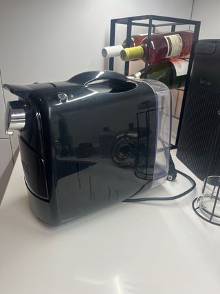 Cafetera Delta Cápsulas Negra