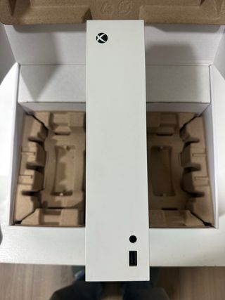 Xbox Serie S + Caja + Mando + Cables