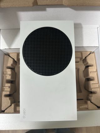 Xbox Serie S + Caja + Mando + Cables
