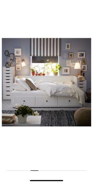 Cama diván nido Hemnes Ikea con colchones y fundas