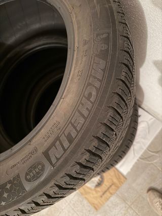4 Neumáticos Invierno Michelin sin clavos