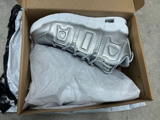 Zapatillas deportivas chunky plateadas – EUR 41