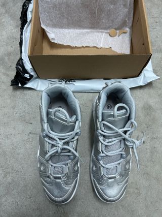 Zapatillas deportivas chunky plateadas – EUR 41