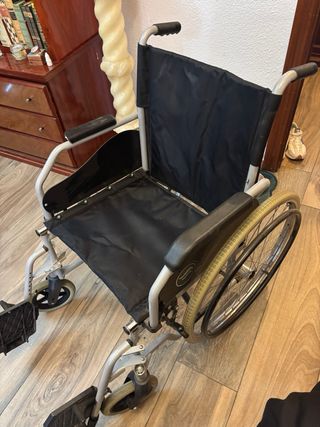 SILLA DE RUEDAS BREEZY 90