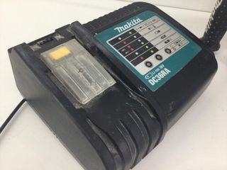 martillo a bateria makita bhr261t