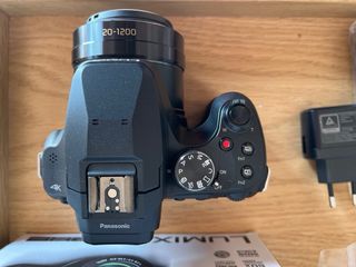 Cámara Bridge Panasonic Lumix FZ82 Negra