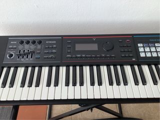 Roland Juno-DS Sintetizador