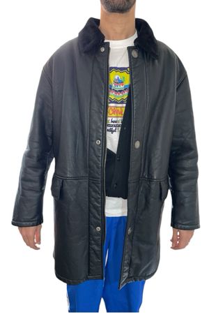 Abrigo de Piel Negro