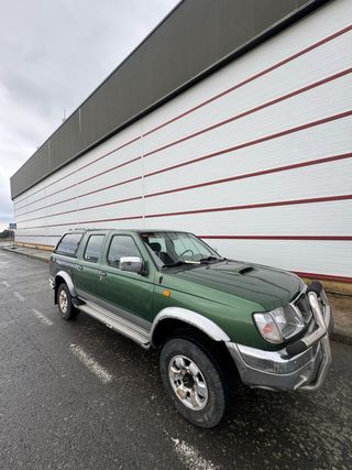 Nissan Navara 2003