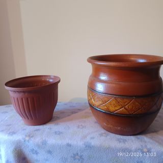 Macetero Cerámica Marrón 30 x 30 + Maceta Regalo