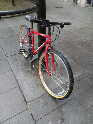 Bicicleta MTB Diamond Back Roja