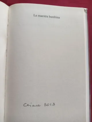 Libro La maestra bambina. Copertina rigida.