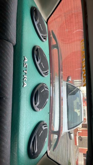 Bandeja 4 altavoces Pioneer para coche