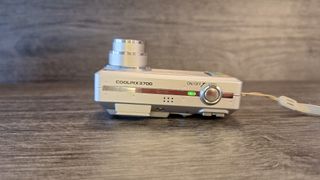 Cámara Digital Nikon Coolpix 3700 zoom óptico 3x.