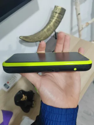 Nintendo 2DS XL Mario Kart 7