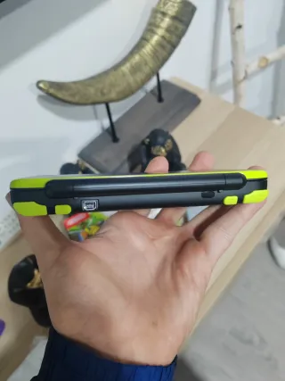 Nintendo 2DS XL Mario Kart 7