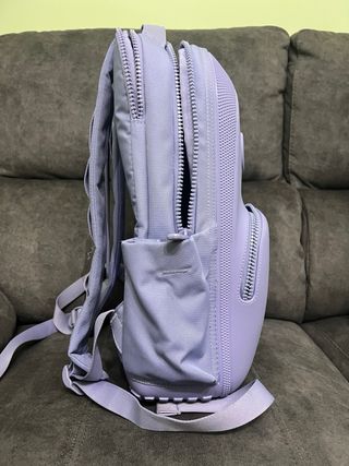 Mochila Crocs color malva