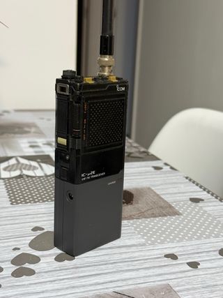 ICOM IC-μ2E VHF FM Transceiver