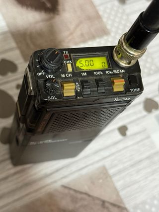 ICOM IC-μ2E VHF FM Transceiver