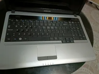 Portátil Samsung R510
