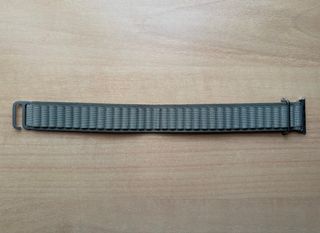 Apple Watch ULTRA 49mm. Olive Alpine Loop L