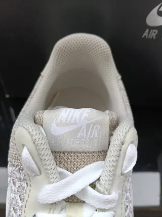 Nike Air Force 1 Flyknit 2.0