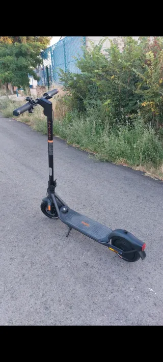 Patinete Eléctrico Ninebot Segway F2