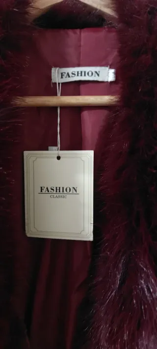 Abrigo largo de pelo sintético