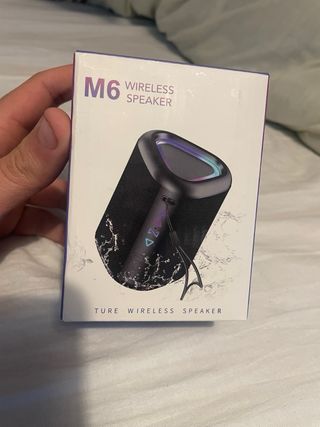 Altavoz Bluetooth Impermeable con Luces LED