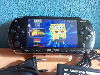 PSP Street E1004 + 11 Juegos