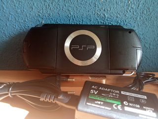 PSP Street E1004 + 11 Juegos